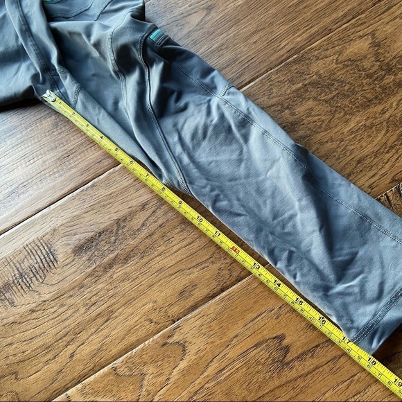 Lululemon girls ivivva size 12 capris - Picture 4 of 8